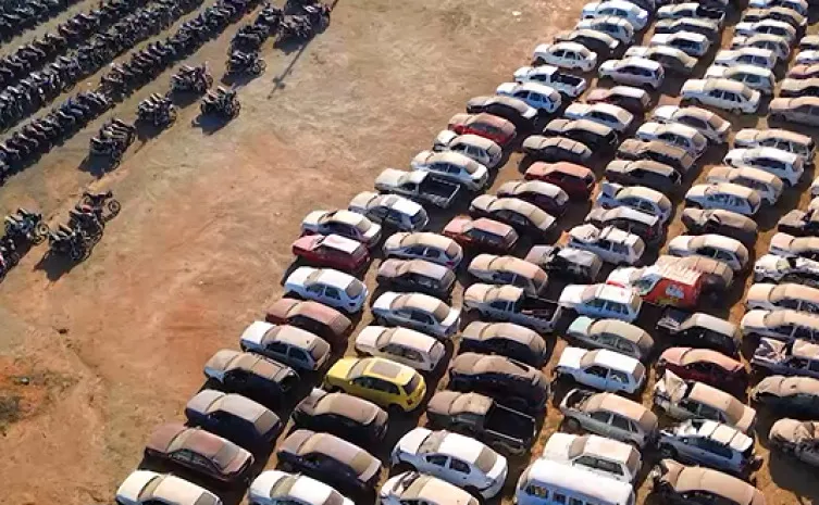 Detran/TO realiza leilão de mais de 400 veículos em Araguatins